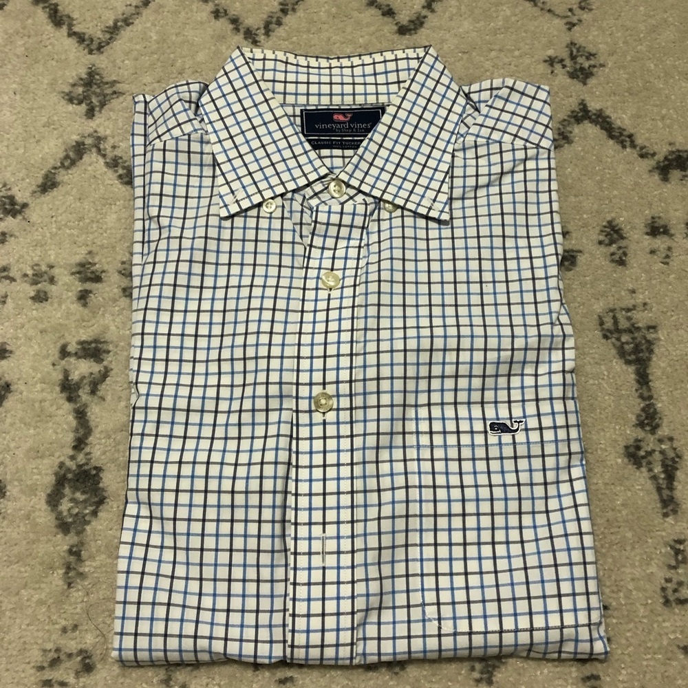 Vineyard Vines Men’s Classic Fit Tucker Shirt